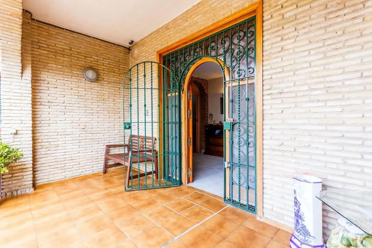 Divi Apartments Villa Reyes Mairena del Aljarafe 0*,