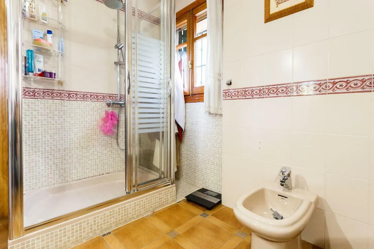 Divi Apartments Villa Reyes Mairena del Aljarafe 0*,  Spain